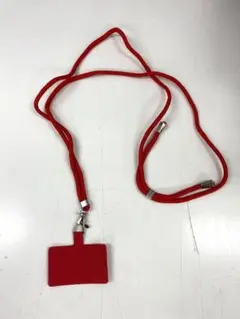 赤いスマホショルダーストラップ