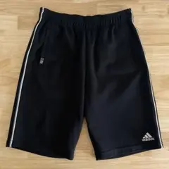 adidas アディダス　ジャージ　ハーフパンツ　ブラック　L