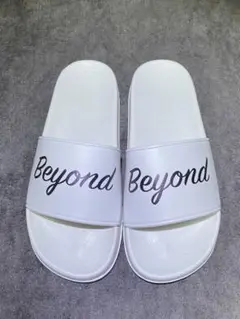 湘南サーフブランドBeyond ホワイトorブラック スライドサンダル【新品】