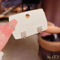スクエア ジルコニア フープピアス ゴールド No.72