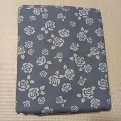 1m以上　バラ　薔薇　シーチング生地　グレー　ハンドメイド　ハギレ