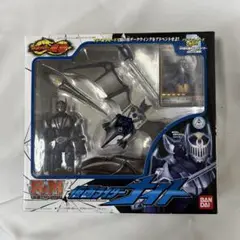 新品未開封BANDAI R.M. 2 仮面ライダー フィギュア