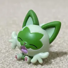 ニャオハいっぱいコレクション　ガチャガチャ ねむたい