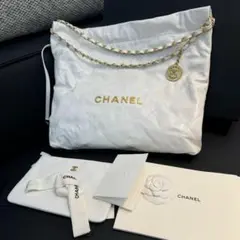 CHANEL ホワイト ショルダーバッグ