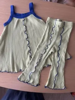 タンクトップとレギンスセット 90サイズ
