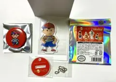 MOTHERのおみせ マザー2 アクスタキーチェーン 主人公ネス 缶バッジセット