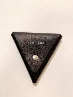 FUMIKODA 三角形コインケース ネイビー