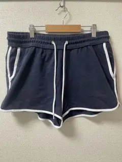 H&M パイピングショートパンツ