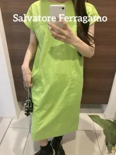 Salvatore Ferragamo グリーンワンピース