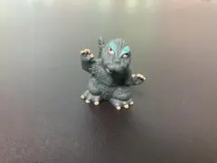 ゴジラ総進撃 ソフビ 指人形 全19種セット　空き箱＆シール付き Amazon.co.jp: ゴジラ総進撃 ソフビ 指人形 全19種セット : おもちゃ