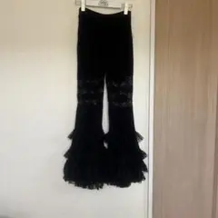フリル付き黒パンツ　ベリーダンス　fig