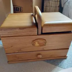 木製裁縫箱 花柄内装付き　未使用