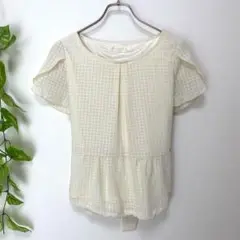パターンフィオナ✨レディース♡トップス カットソー シフォン（M）半袖 クリーム