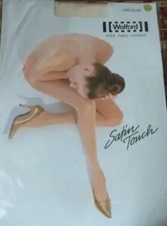 【新品未使用】Wolford Satin Touch ストッキング Mサイズ