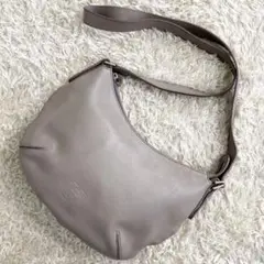【美品】HIROFU ショルダバッグ ポシェット グレージュ ハーフムーン