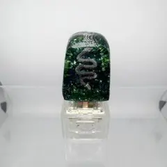 【アルチザンキーキャップ】蛇　緑【ハンドメイド】