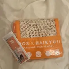 MOS BURGER × HAIKYU!! メッシュトート、待ち札風チャーム
