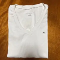 TOMMY HILFIGER ホワイト VネックTシャツ
