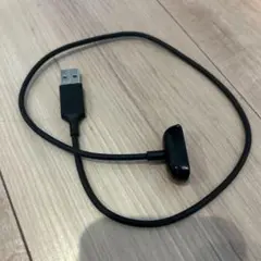 ブラック USB充電ケーブル フィットビット　charge5