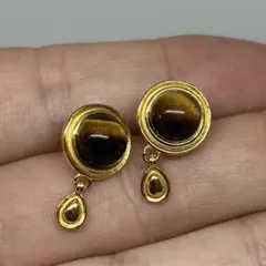 235タイガーアイピアス