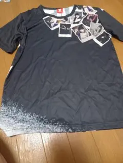 八木ひなた　Tシャツ　S