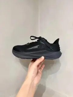 【ALTRA】TORIN 8 黒 幅広 軽量クッション 男女兼用