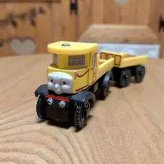 Item thumbnail for item c254dda3-7c75-44c9-878e-6b80df4e70b2