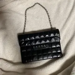 シャネル チョコバー ピアノ ハンドバッグ パテント