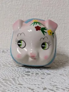 陶器製　かわいいブタの貯金箱