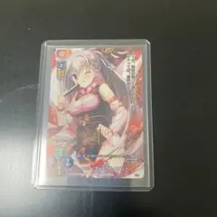 P 妖狐 エリナ・オレゴヴナ・アヴェーン