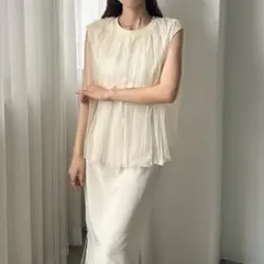 Louere ルエレ チュールノースリーブトップス