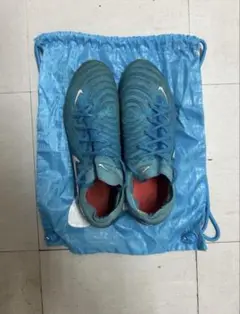 NIKEファントムGX2