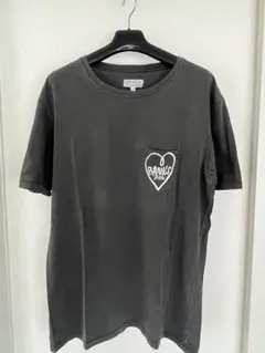 BANKS Tシャツ