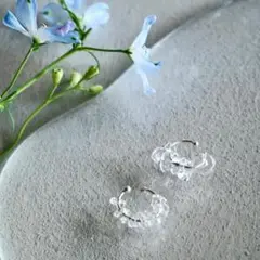 安藤里実　ガラスのイヤーカフ