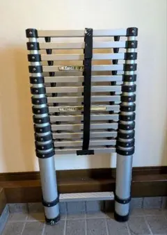 Item thumbnail for item 3592cac4-aea4-4d98-91f5-81188f99a782