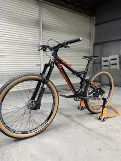 コメンサル　フルサス　26インチ COMMENCAL / コメンサル 日本オフィシャルサイト / ジオライド