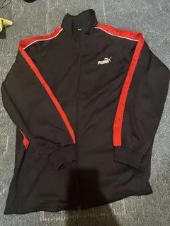 PUMA ジップアップジャケット 黒/赤