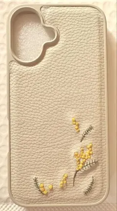 ミモザ刺繍入りベージュiPhone16ケース
