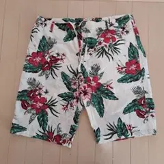 フローラルプリント ショートパンツ