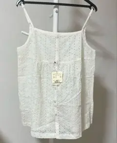 キャミ　アイボリー　ホワイト　刺繍入りホワイトキャミソール Mサイズ