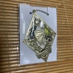 ツイステ ステンドグラス風メタルチャーム ディアソムニア寮 マレウス