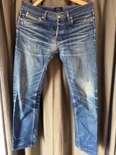 A.P.C. プチニュースタンダード 30