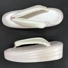 Item thumbnail for item 73cff457-8df9-473d-b150-3f86a2174b05