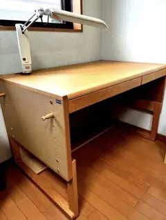 学習机（カリモク&ベネッセ　学びデスク）　※先ずは机のみ（その後、イス、引出し） e226673117.2-575x431.gif