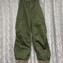 オリーブグリーン カーゴパンツ
