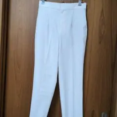 ティアラ　ホワイト　パンツ　size3