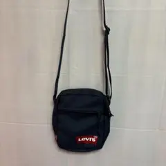 Livi'sショルダーバック
