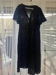 GU ブラック　刺繍入り半袖羽織り　XL