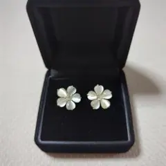 美品　ピアス　上品