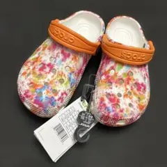 新品タグ付きクロックスcrocsクロッグサンダルc12（18.5cm）オレンジ系
